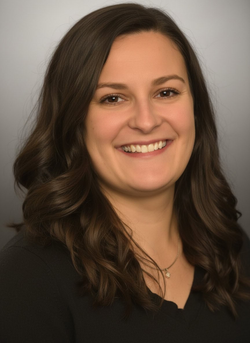 peekypeeky linkedin headshot 1762532250141